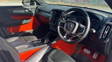 Volvo Xc40 2.0 B4P R DESIGN 5dr AWD Auto Petrol Estate